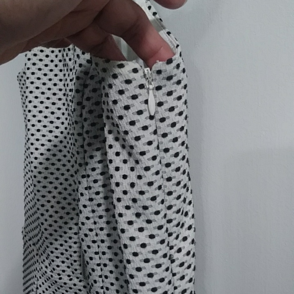 Express Polka Dot Pattern Front & Side Zipper Sid… - image 3